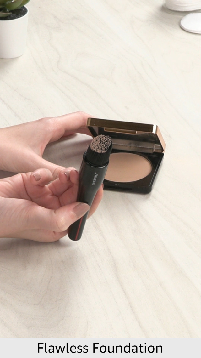 Amazon.com: Shiseido HASU FUDE Foundation Brush - Flat, Angled